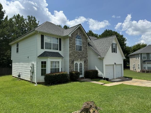 2112 Bradford Pear SE Circle, Conyers, GA 30013