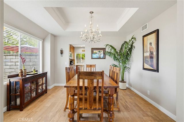 27814 Santa Clarita Road, Saugus, CA 91350