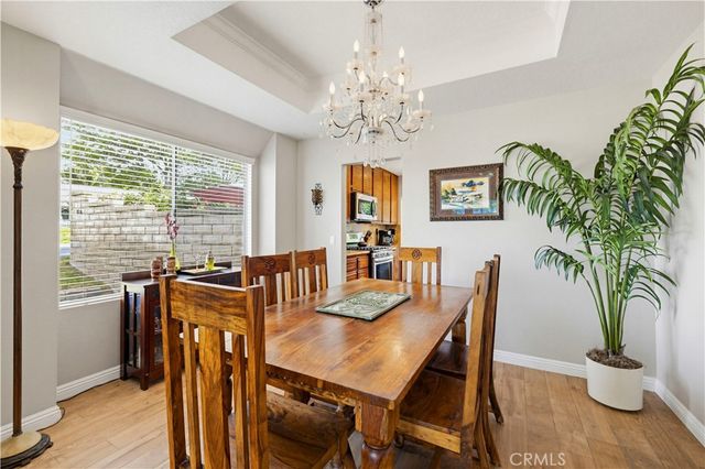 27814 Santa Clarita Road, Saugus, CA 91350