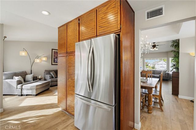 27814 Santa Clarita Road, Saugus, CA 91350