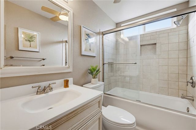 27814 Santa Clarita Road, Saugus, CA 91350