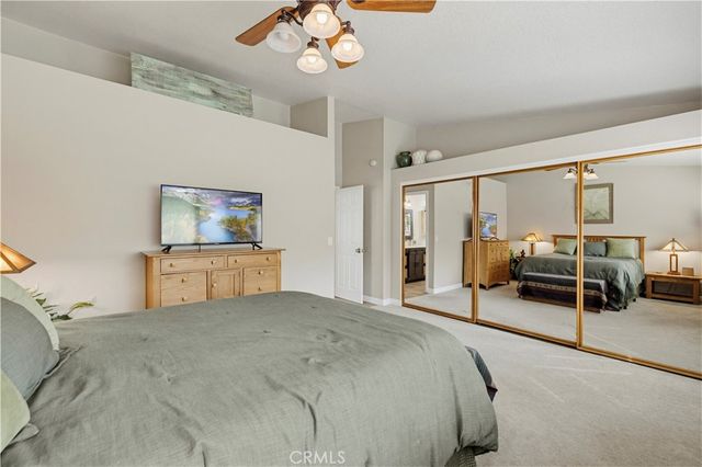 27814 Santa Clarita Road, Saugus, CA 91350