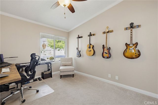 27814 Santa Clarita Road, Saugus, CA 91350