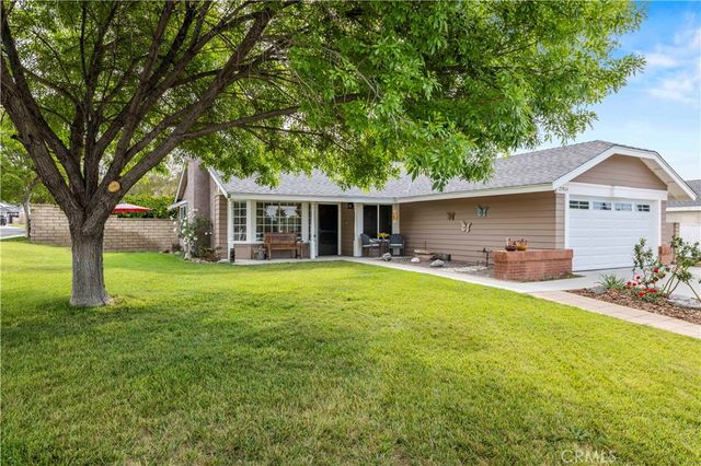 27814 Santa Clarita Road, Saugus, CA 91350