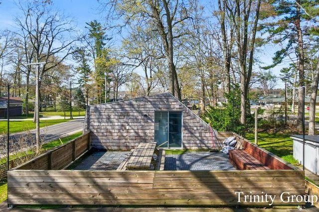 7615 S Croton Hardy Drive, Newaygo, MI 49337