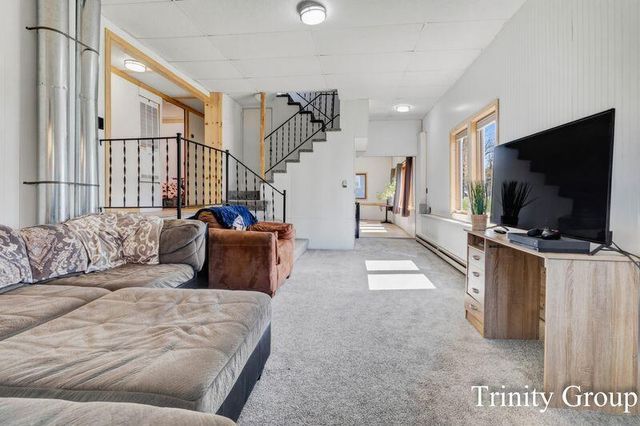 7615 S Croton Hardy Drive, Newaygo, MI 49337
