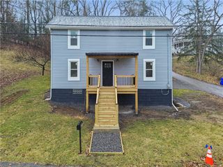 102 Fayette St, North Fayette, PA 15126