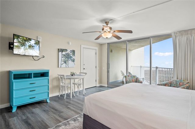 800 Sandcastle Dr 311, Port Aransas, TX 78373
