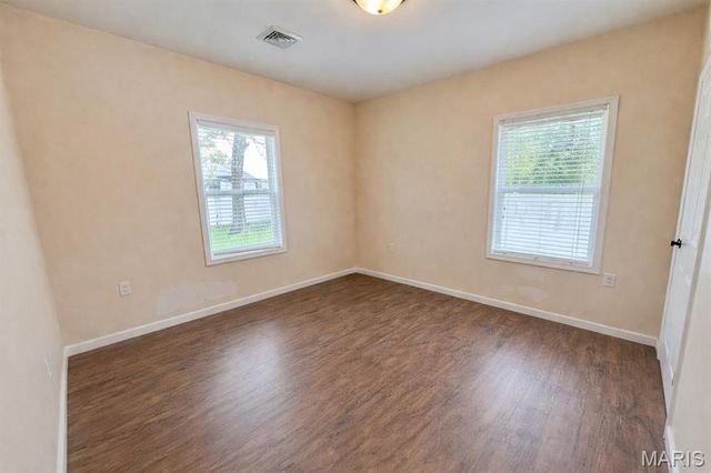 310 E Texas Avenue, Sandoval, IL 62882