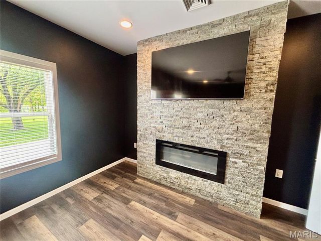 310 E Texas Avenue, Sandoval, IL 62882
