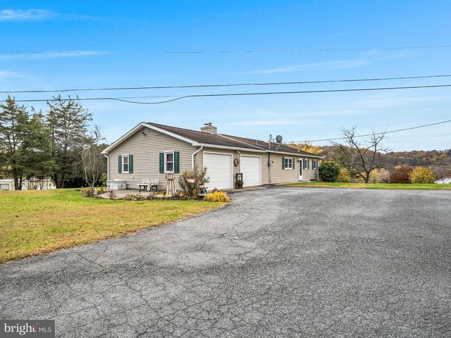 101 OLD FERRY RD, Millerstown, PA 17062