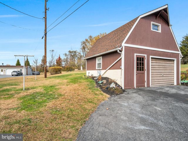 101 OLD FERRY RD, Millerstown, PA 17062