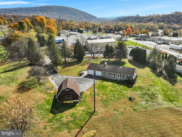 101 OLD FERRY RD, Millerstown, PA 17062