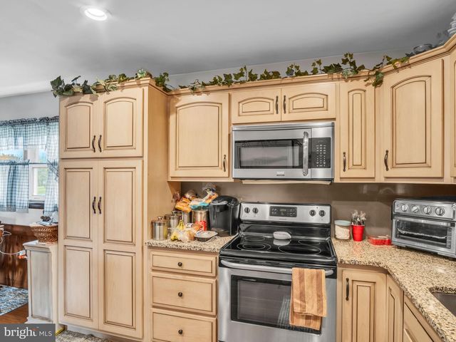 101 OLD FERRY RD, Millerstown, PA 17062