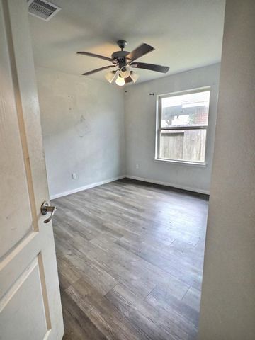 3209 Hatteras Drive, Texas City, TX 77591