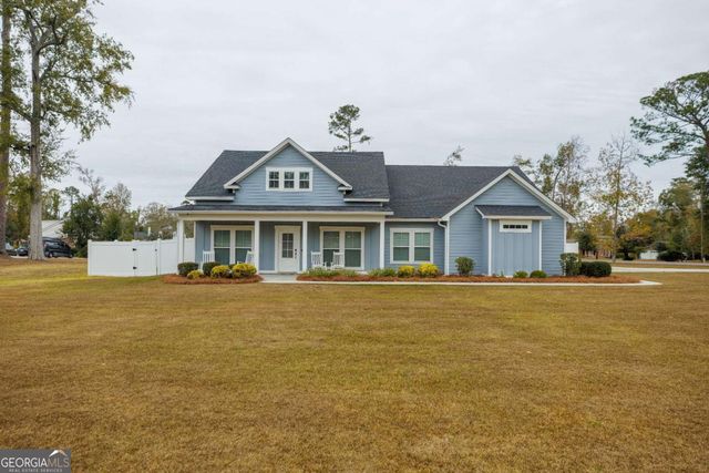 601 Pine Point Circle, Valdosta, GA 31602