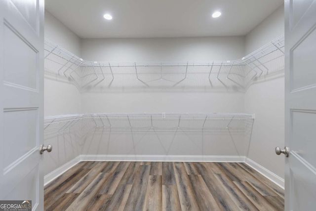 601 Pine Point Circle, Valdosta, GA 31602