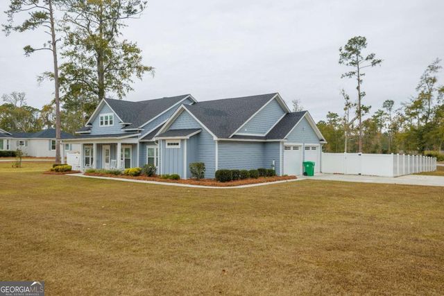 601 Pine Point Circle, Valdosta, GA 31602