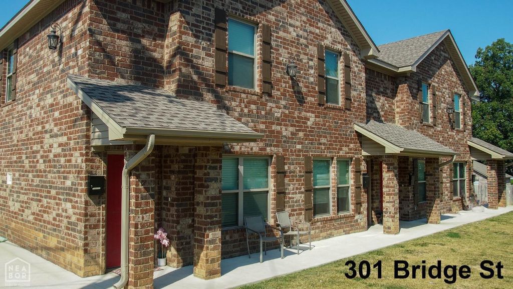 301 N Bridge Street, Jonesboro, AR 72401