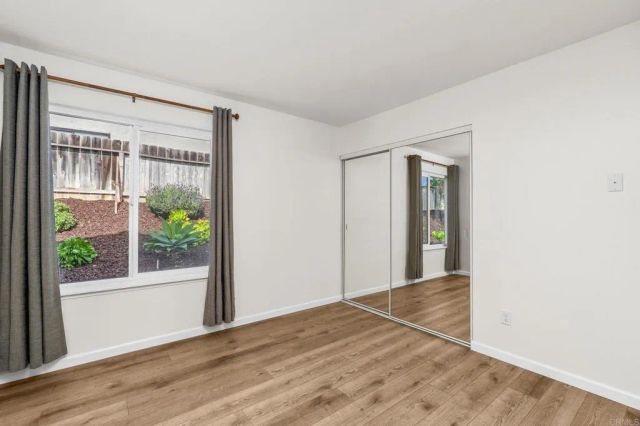 2049 Camino Dr, Escondido, CA 92026