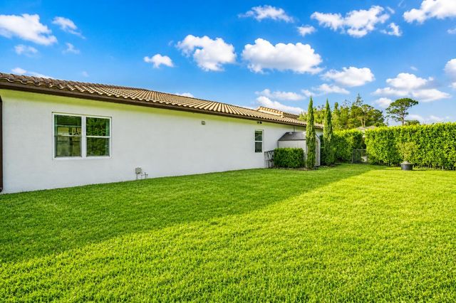 9240 Greenspire Lane, Lake Worth, FL 33467