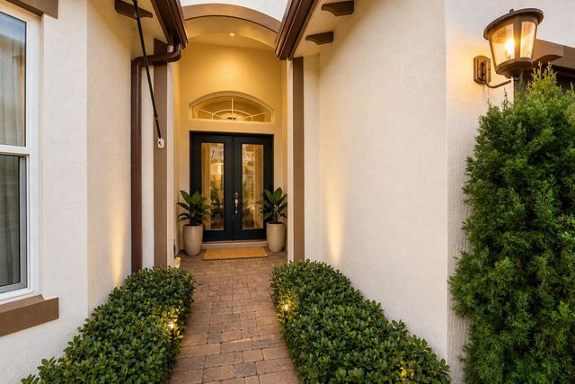 9240 Greenspire Lane, Lake Worth, FL 33467