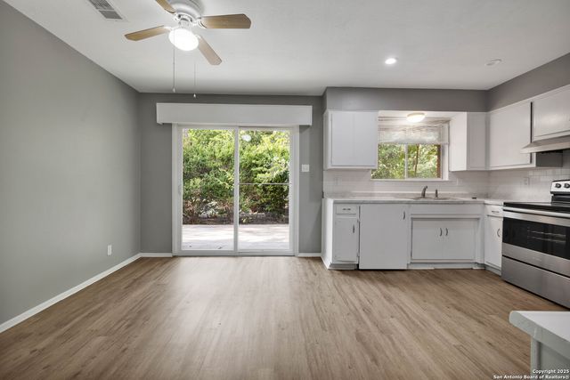 6014 EVERS RD, Leon Valley, TX 78238
