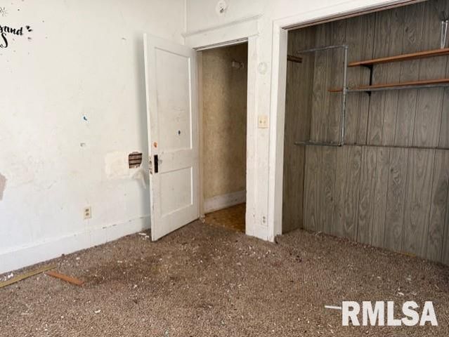 2313 S 13TH Street, Springfield, IL 62703