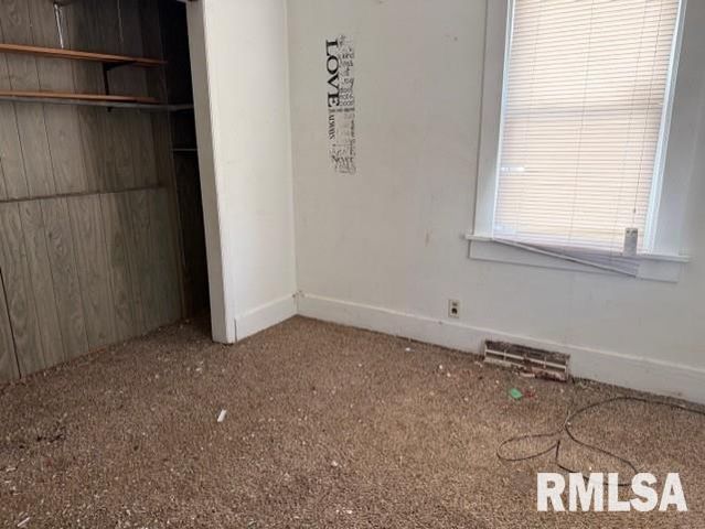 2313 S 13TH Street, Springfield, IL 62703