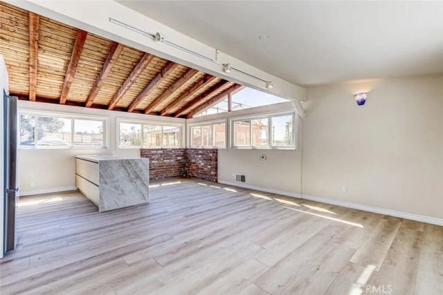 321 4th, Manhattan Beach, CA 90266