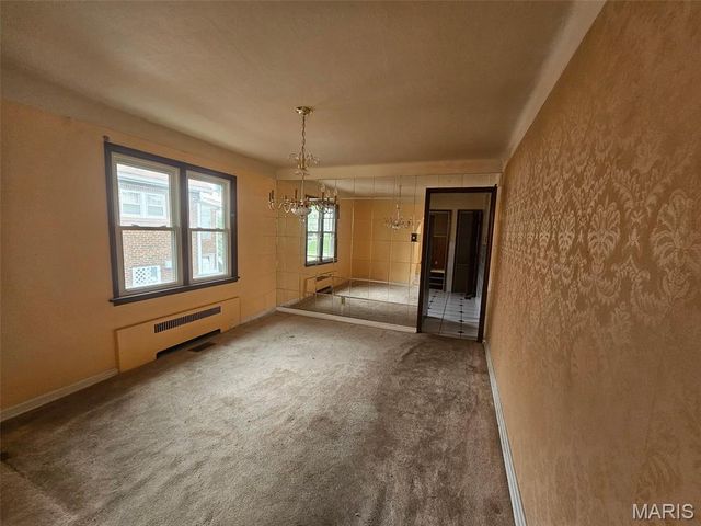 6708 Edison Avenue, St Louis, MO 63121