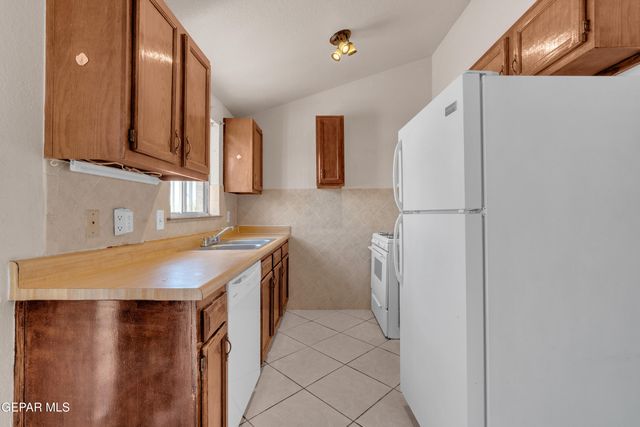11816 TRACY AUSTIN Lane, El Paso, TX 79936