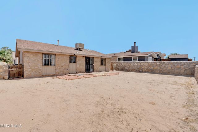 11816 TRACY AUSTIN Lane, El Paso, TX 79936
