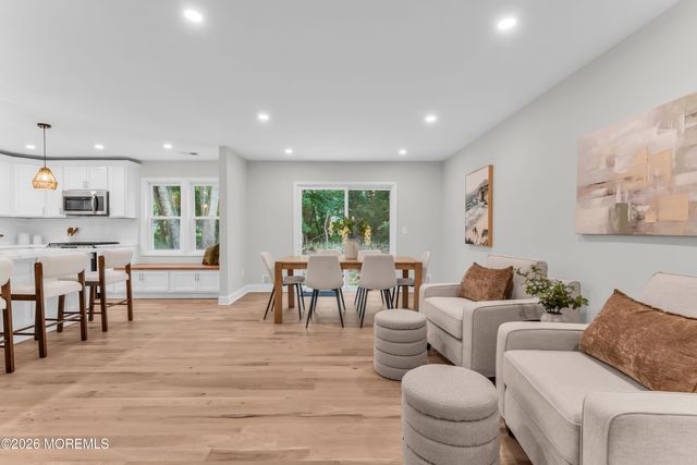2 Templer Way, Hazlet, NJ 07730