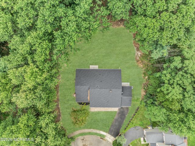 2 Templer Way, Hazlet, NJ 07730