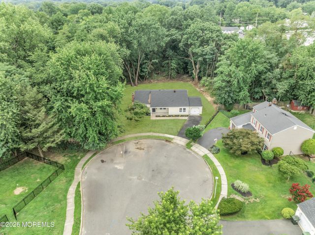 2 Templer Way, Hazlet, NJ 07730