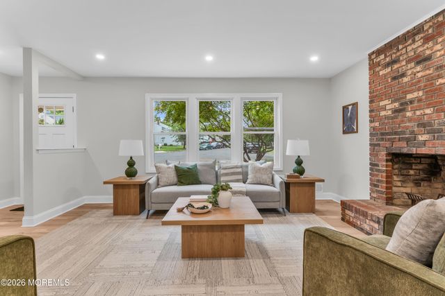 2 Templer Way, Hazlet, NJ 07730