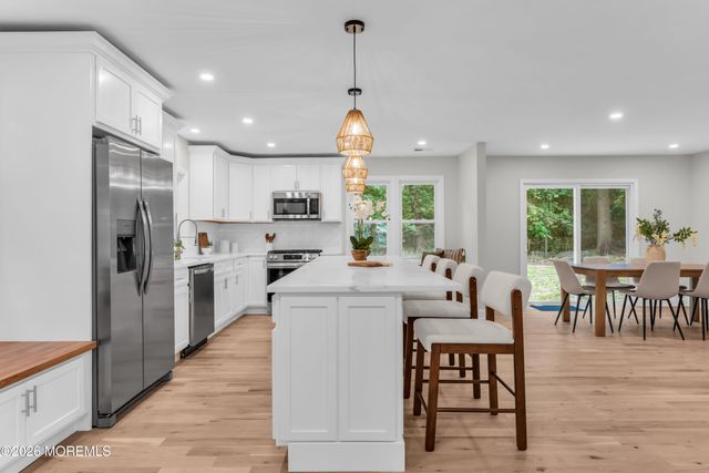 2 Templer Way, Hazlet, NJ 07730