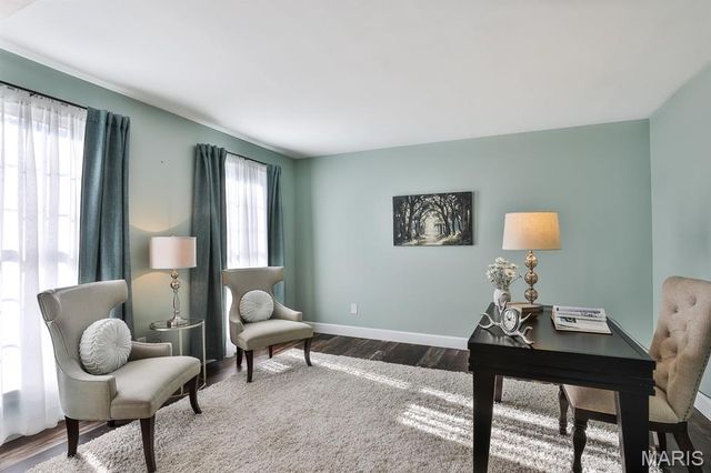 5527 Hennsley Circle, Weldon Spring, MO 63304