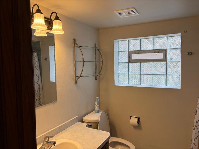 5347 W 53rd Place G, Chicago, IL 60638
