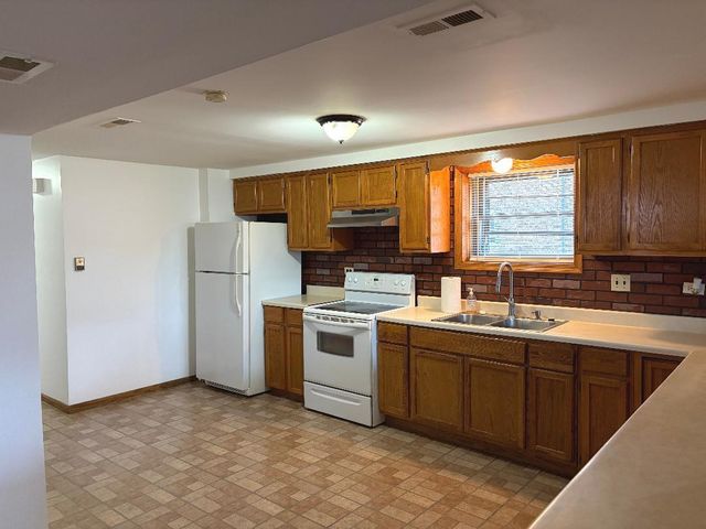 5347 W 53rd Place G, Chicago, IL 60638
