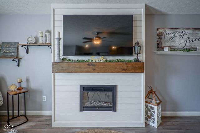 11475 Clay Court 103, Fishers, IN 46037