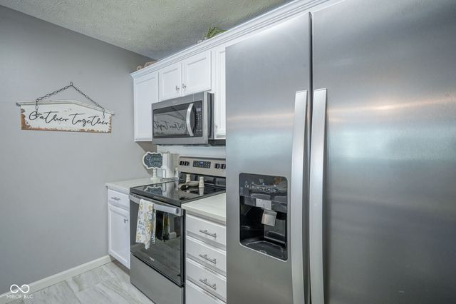 11475 Clay Court 103, Fishers, IN 46037