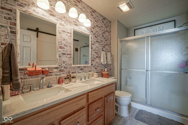 11475 Clay Court 103, Fishers, IN 46037