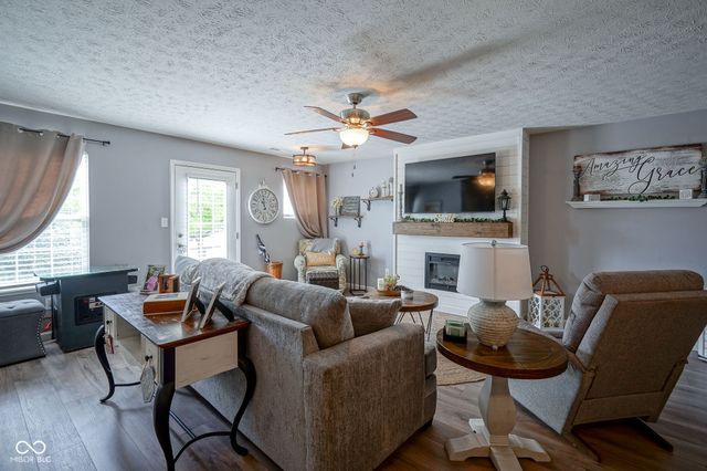 11475 Clay Court 103, Fishers, IN 46037