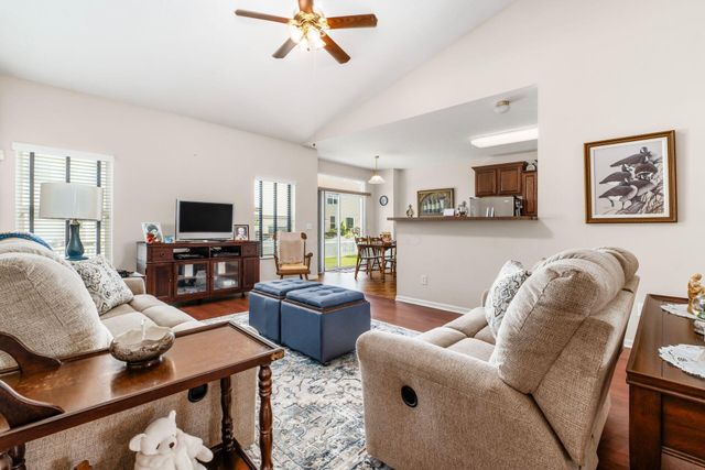 171 Cherrytree Lane, Commercial Point, OH 43116