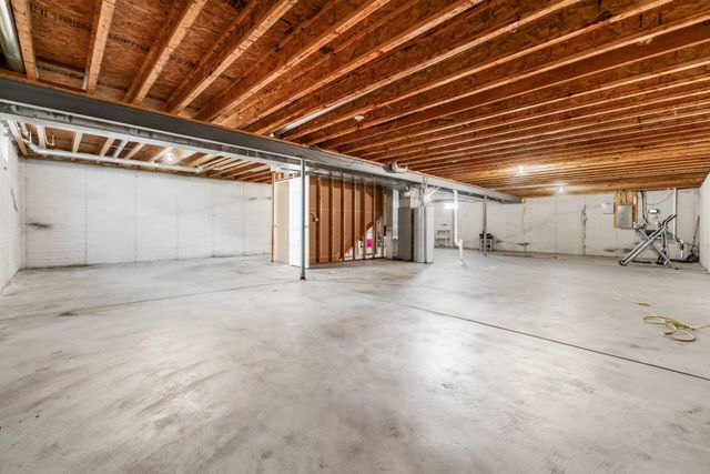 171 Cherrytree Lane, Commercial Point, OH 43116