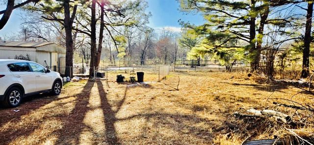 14102 Perry Drive, Newalla, OK 74857