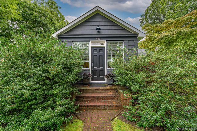502 Brooklyn Boulevard, Brightwaters, NY 11718