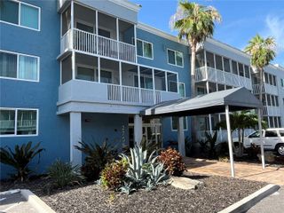 2755 COCONUT BAY LN LANE 119 (1K), Sarasota, FL 34237